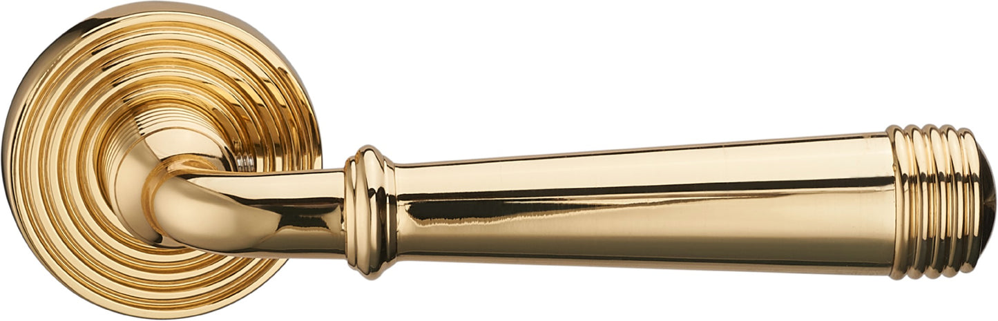 Brass Door Handles & Hardware | Elegant Designs • Artisanal Craftsmanship • The Ultimate Choice for Sophisticated Entries